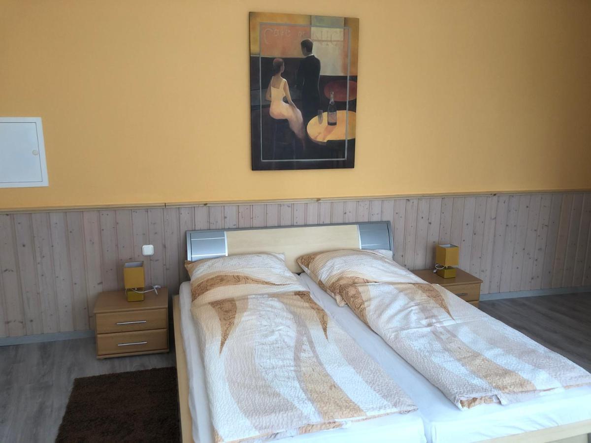 Pension Hansehof Salzwedel Exteriör bild